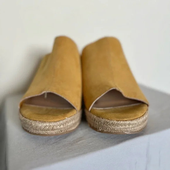 Torrid 9W Platform Espadrille Wedge Sandals - Picture 4 of 13